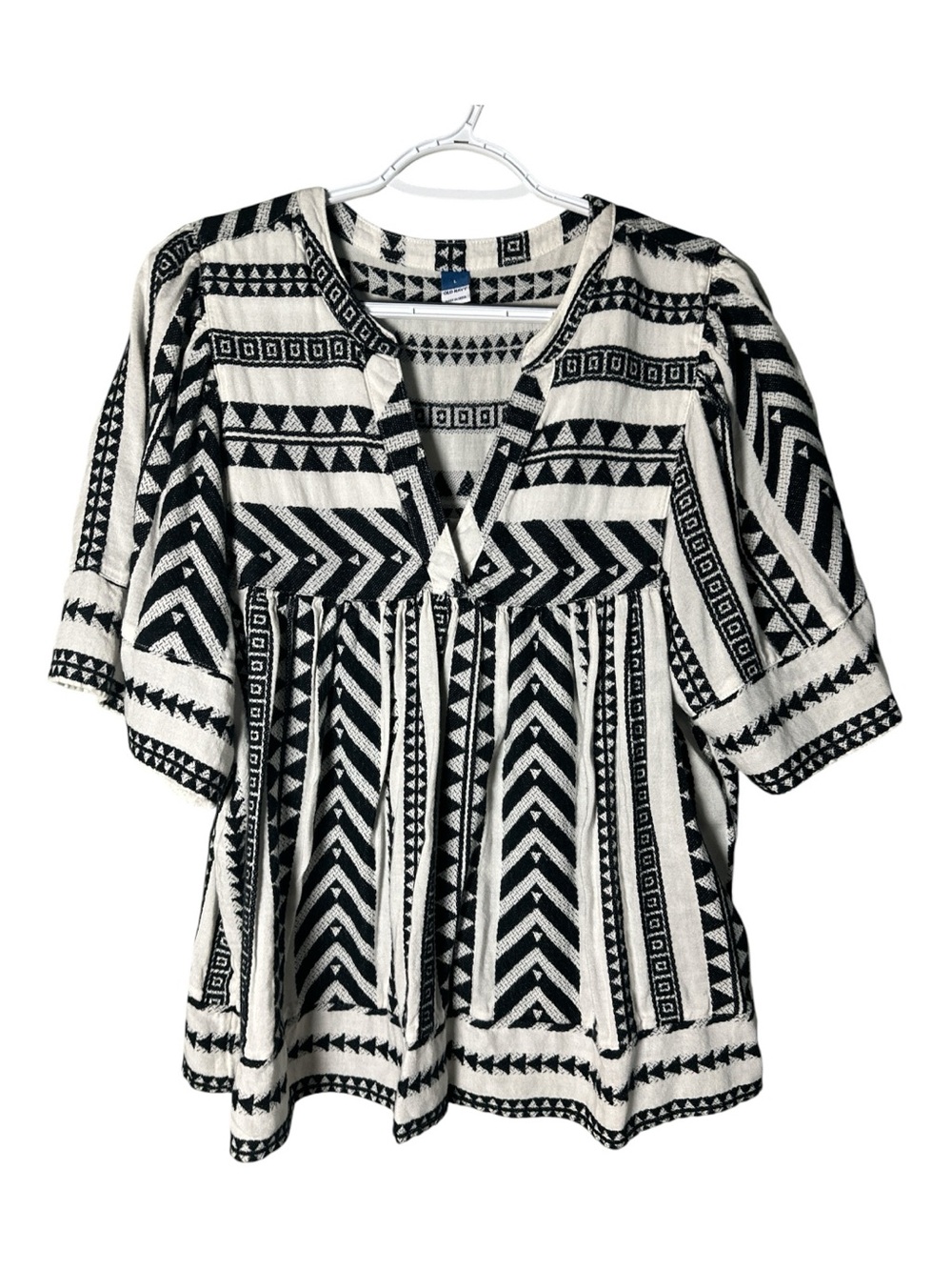 Old Navy L Cream Black Geometric Tribal Tunic Boho V-Neck 3/4 Sleeve
